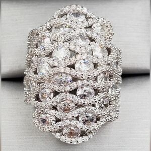 10.5 Carat White Diamond Simulant 925 Silver / Rhodium Statement Cluster…
